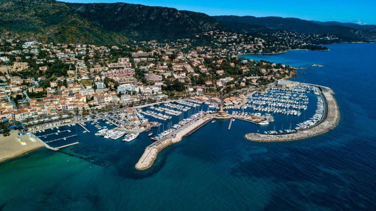 T2 Rue Pietonne Le Lavandou Climatise Exterior foto